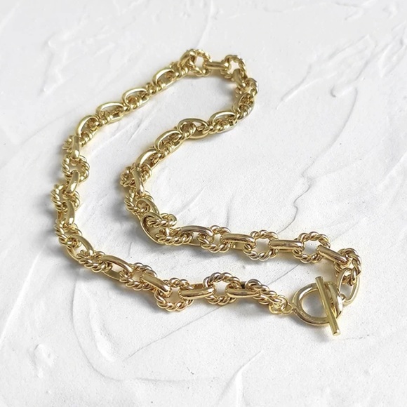 18K Gold Layered Chunky Punk Lock Choker Necklace - Picture 7 of 9